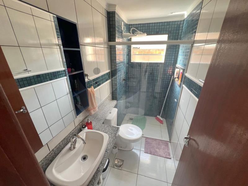 Apartamento à venda com 2 quartos, 70m² - Foto 9