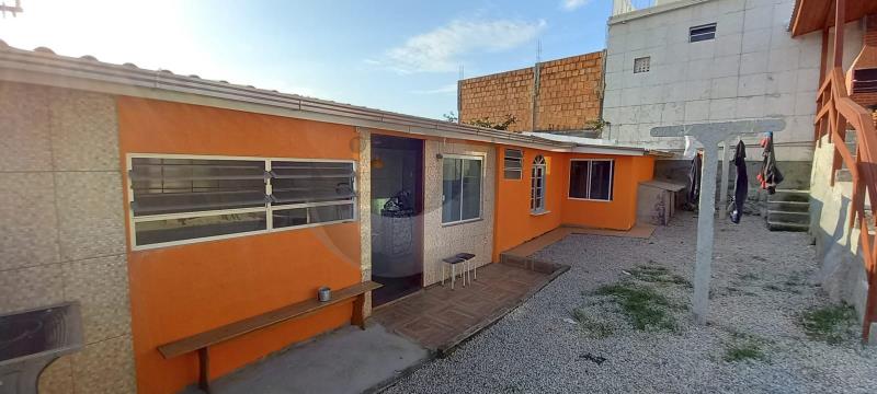 Casa à venda com 2 quartos, 90m² - Foto 12