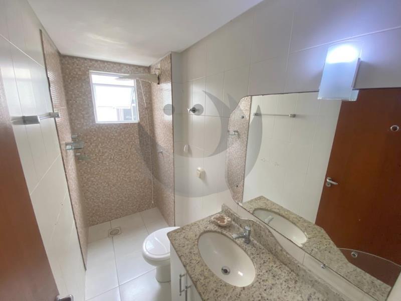 Apartamento à venda com 2 quartos, 61m² - Foto 11