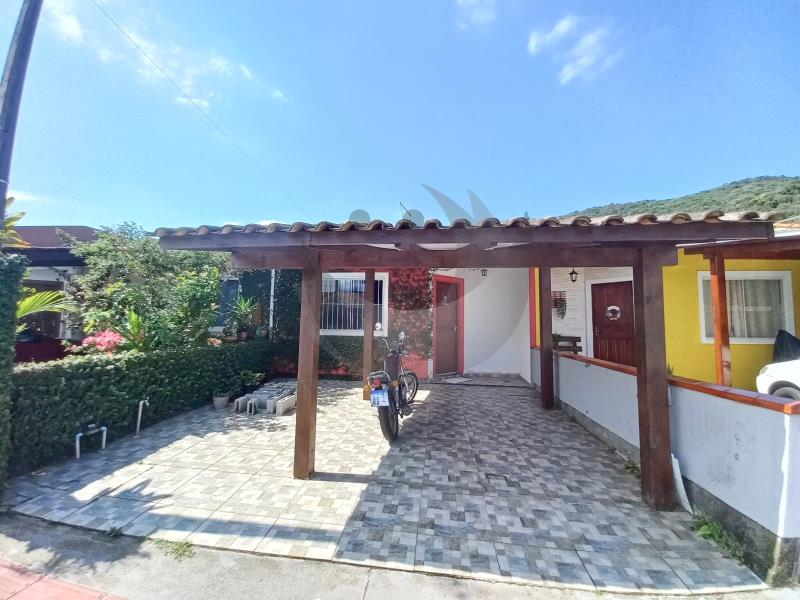 Casa à venda com 2 quartos, 56m² - Foto 2