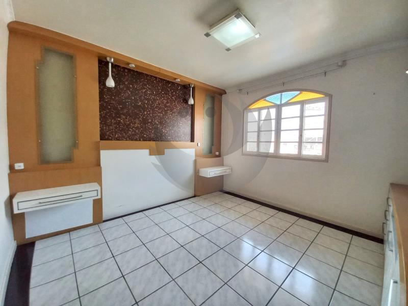 Casa para alugar com 3 quartos, 205m² - Foto 17