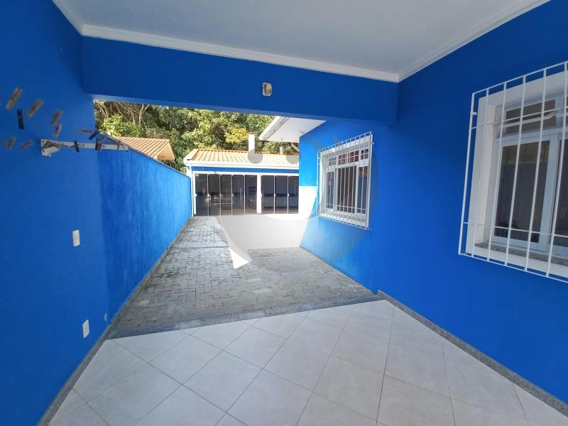 Casa para alugar com 4 quartos, 360m² - Foto 5