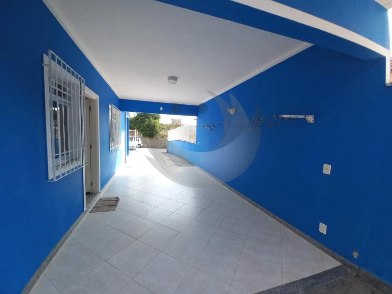 Casa para alugar com 4 quartos, 360m² - Foto 6