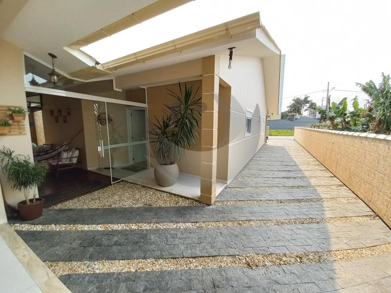 Casa à venda com 3 quartos, 362m² - Foto 5