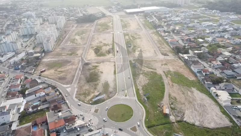 Terreno à venda, 300m² - Foto 1