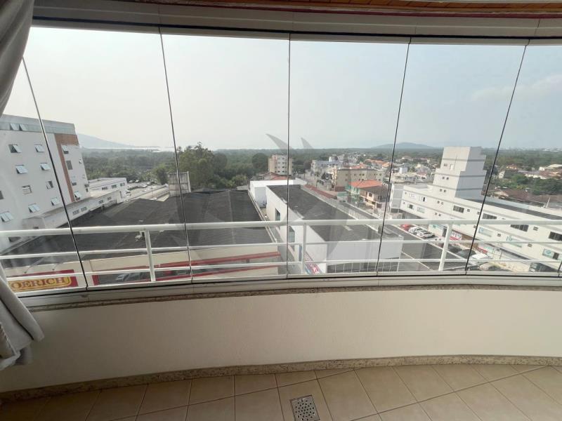 Apartamento à venda com 3 quartos, 113m² - Foto 14