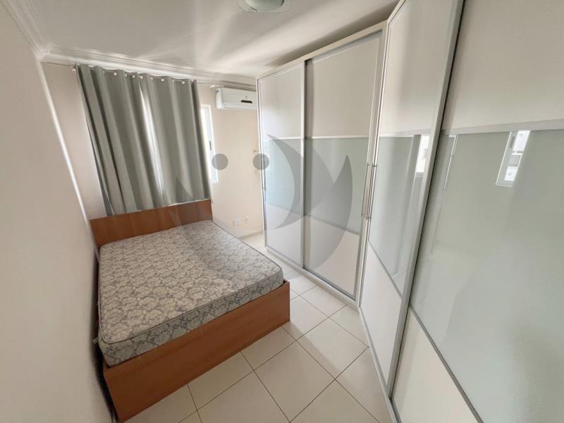 Apartamento à venda com 3 quartos, 113m² - Foto 11