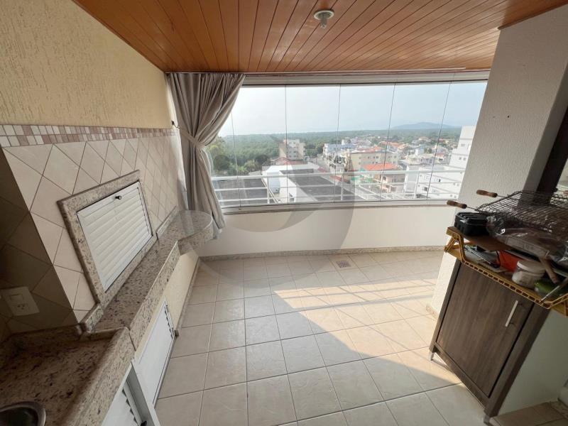 Apartamento à venda com 3 quartos, 113m² - Foto 13