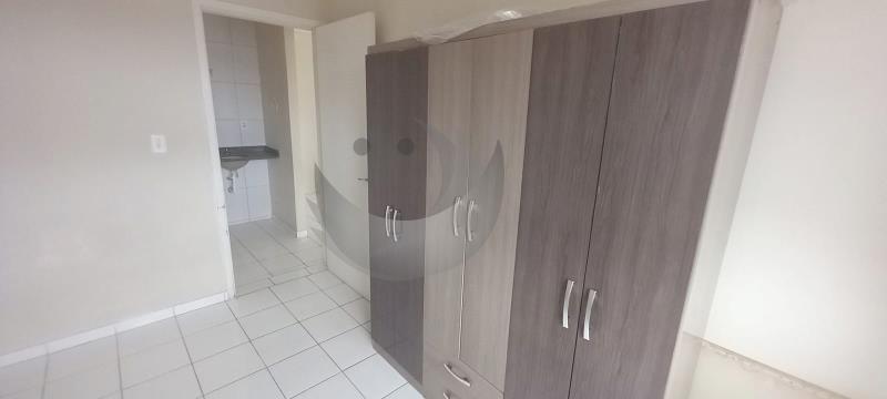 Apartamento à venda com 2 quartos, 49m² - Foto 13