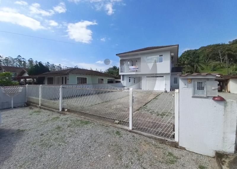 Casa para alugar com 3 quartos, 360m² - Foto 2