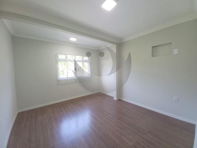 Casa para alugar com 3 quartos, 360m² - Foto 15