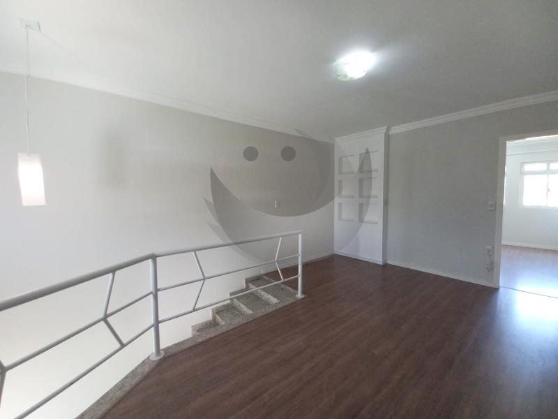 Casa para alugar com 3 quartos, 360m² - Foto 10