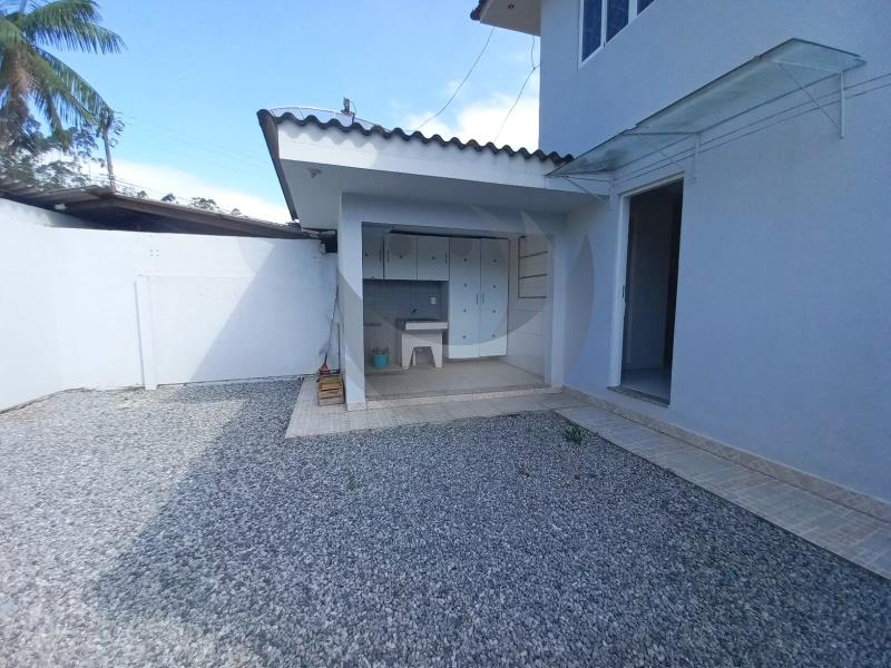 Casa para alugar com 3 quartos, 360m² - Foto 4