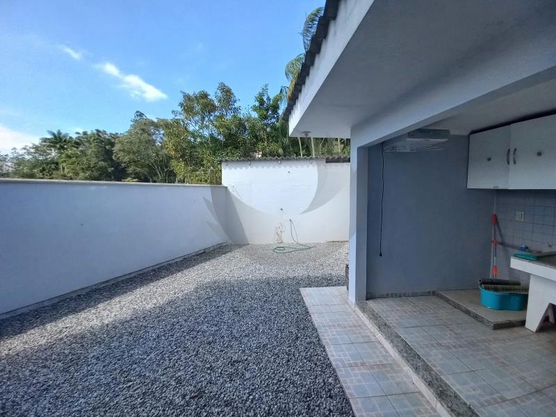 Casa para alugar com 3 quartos, 360m² - Foto 5