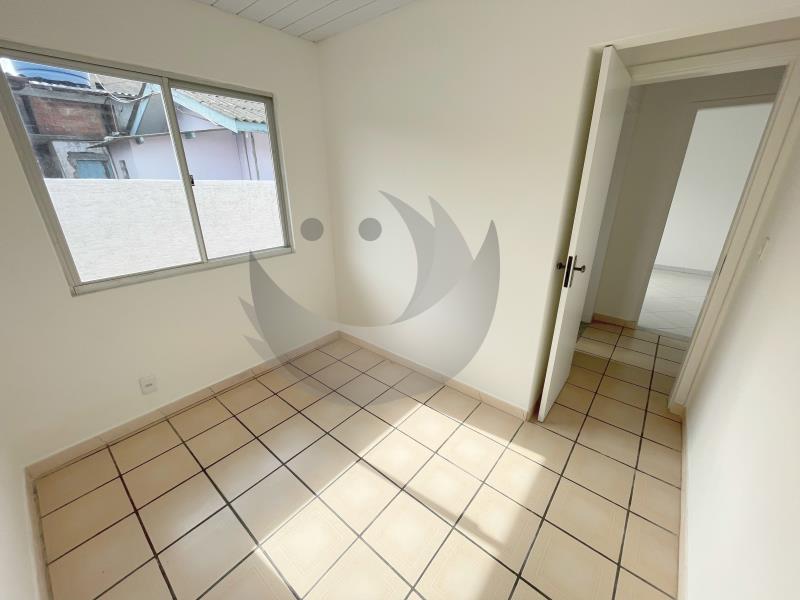 Casa para alugar com 2 quartos, 57m² - Foto 12