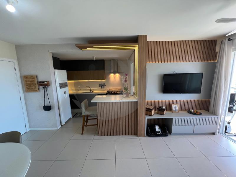 Apartamento à venda com 3 quartos, 108m² - Foto 4