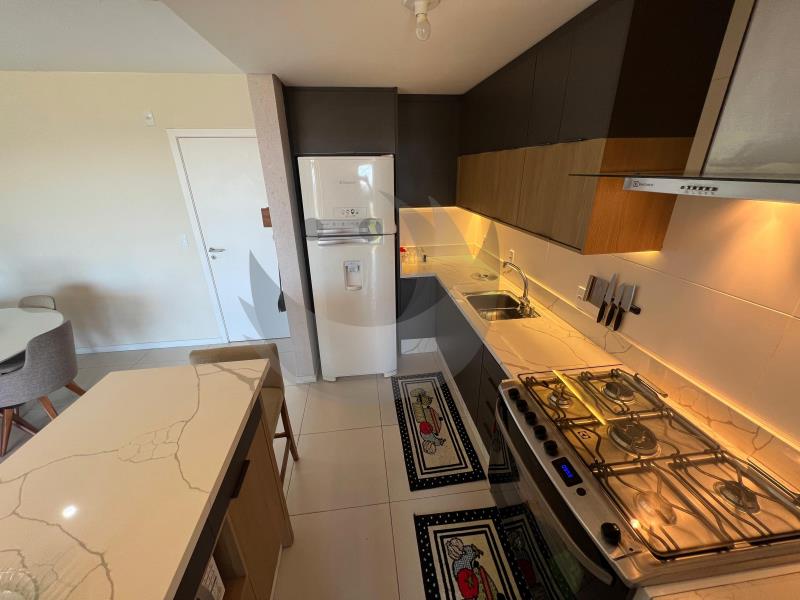 Apartamento à venda com 3 quartos, 108m² - Foto 6