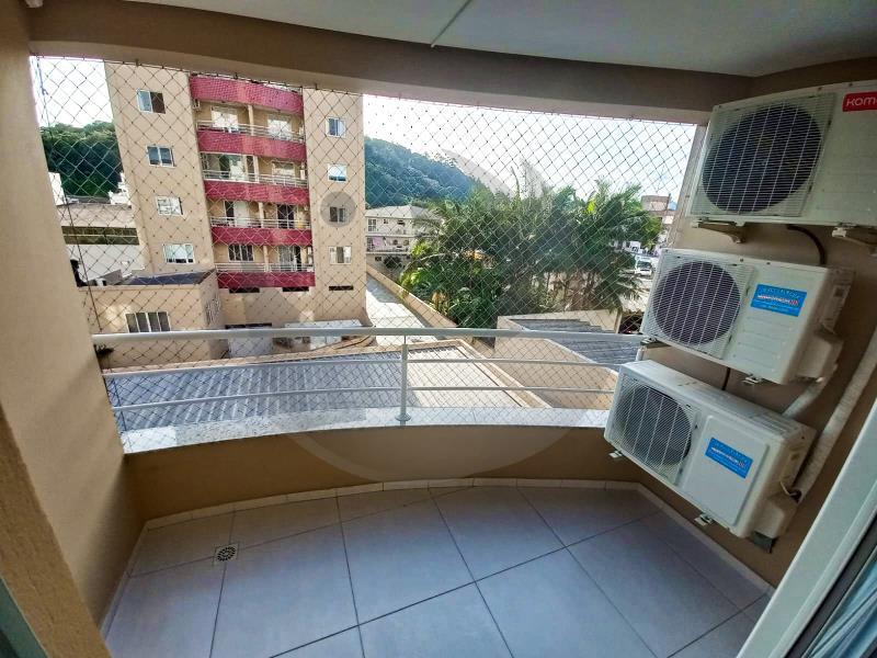 Apartamento à venda com 2 quartos, 67m² - Foto 11