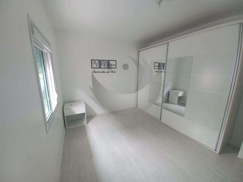 Casa para alugar com 3 quartos, 240m² - Foto 14