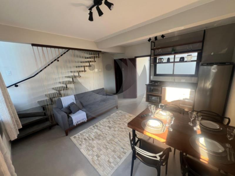 Casa à venda com 2 quartos, 72m² - Foto 6