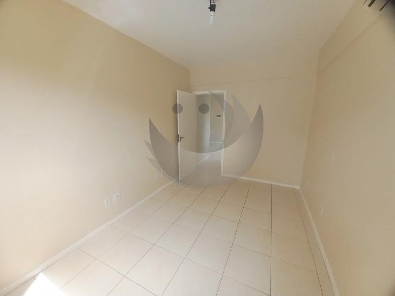 Apartamento à venda com 1 quarto, 42m² - Foto 9