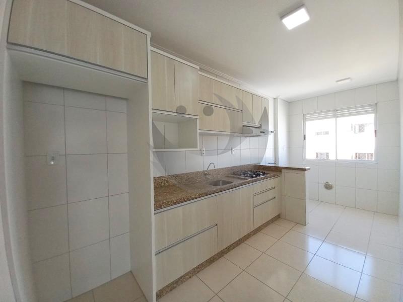 Apartamento para alugar com 3 quartos, 101m² - Foto 4