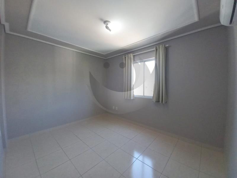 Apartamento para alugar com 3 quartos, 101m² - Foto 8