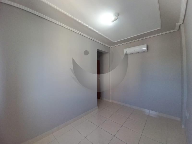 Apartamento para alugar com 3 quartos, 101m² - Foto 7