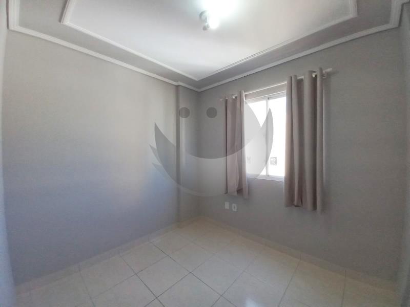 Apartamento para alugar com 3 quartos, 101m² - Foto 10