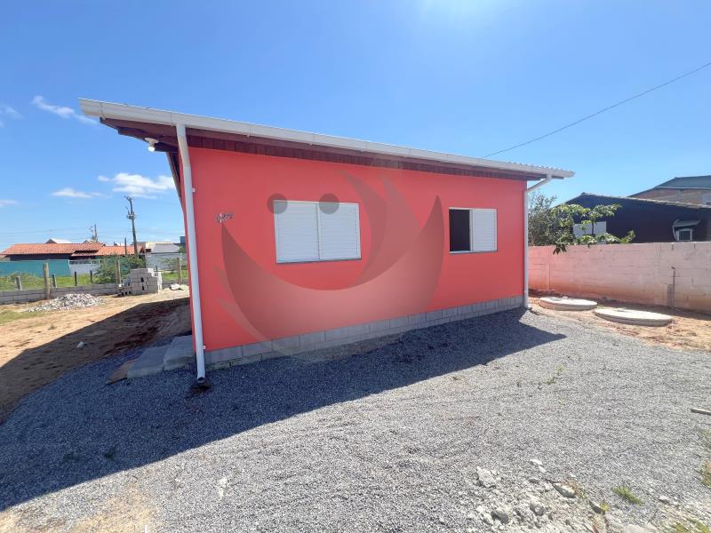 Casa para alugar com 2 quartos, 63m² - Foto 1