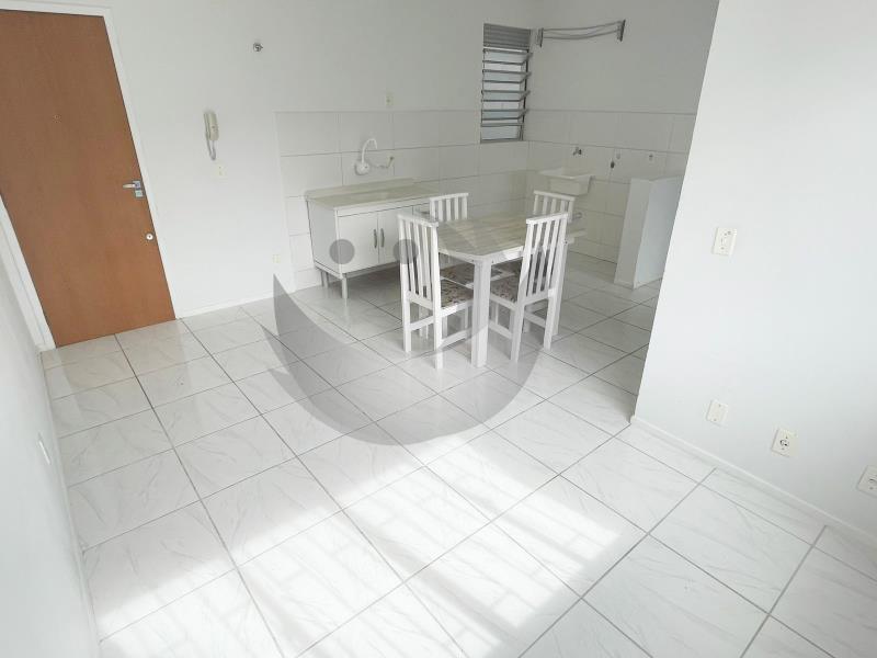 Apartamento para alugar com 2 quartos, 47m² - Foto 4