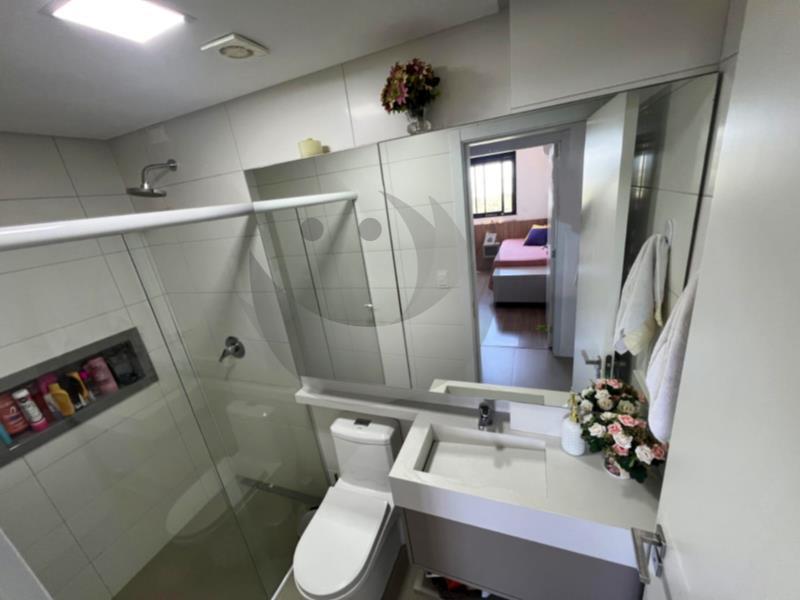 Apartamento para alugar com 3 quartos, 122m² - Foto 8