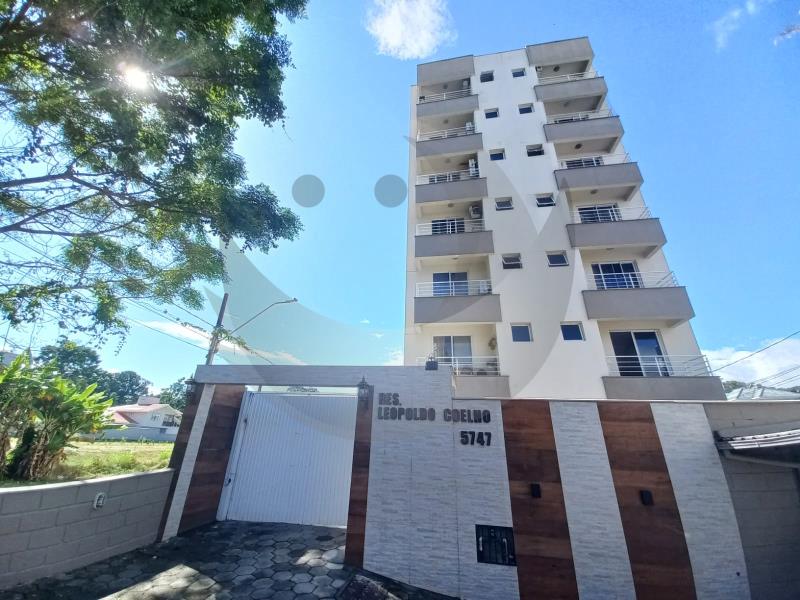 Apartamento à venda com 2 quartos, 69m² - Foto 1