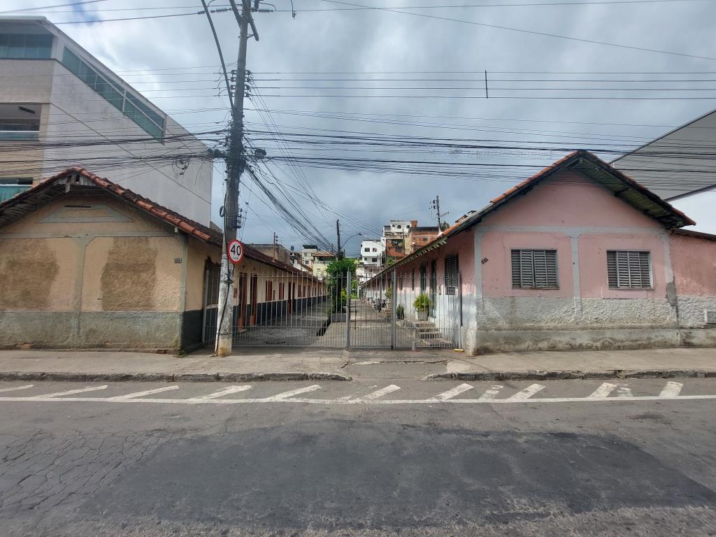 Casa-Codigo-7253-para-alugar-no-bairro-Santa-Luzia-na-cidade-de-Juiz-de-Fora