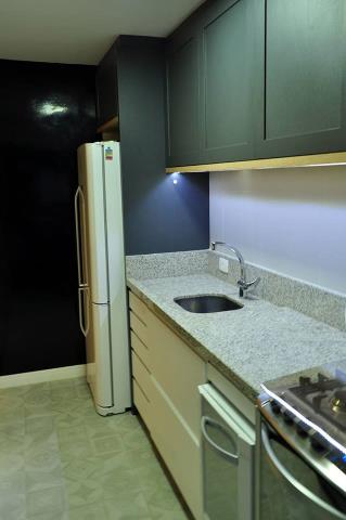 Apartamento à venda com 3 quartos, 76m² - Foto 19