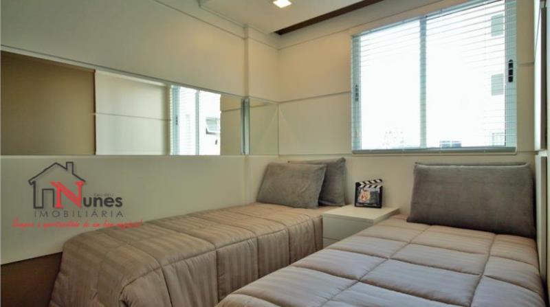 Apartamento à venda com 3 quartos, 76m² - Foto 12