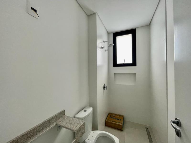 Apartamento à venda com 3 quartos, 144m² - Foto 11