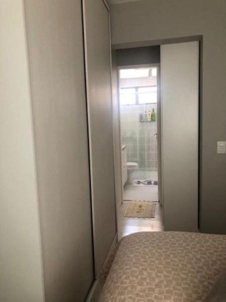 Apartamento à venda com 2 quartos, 66m² - Foto 11