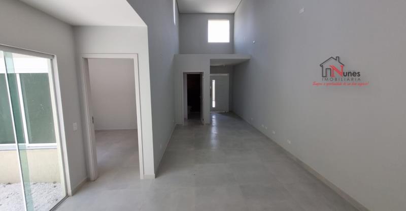 Casa à venda com 3 quartos, 89m² - Foto 4