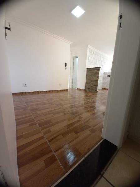 Apartamento à venda com 2 quartos, 41m² - Foto 5