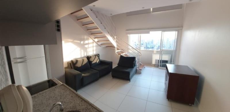 Apartamento à venda com 1 quarto, 53m² - Foto 2