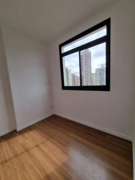 Apartamento à venda com 1 quarto, 29m² - Foto 2