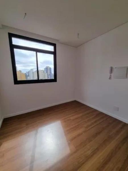 Apartamento à venda com 1 quarto, 29m² - Foto 4