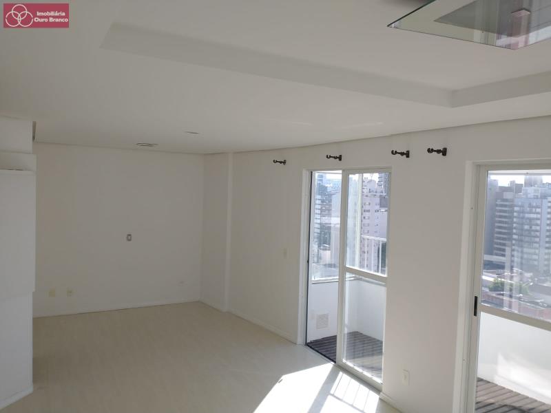 Cobertura à venda com 3 quartos, 222m² - Foto 18