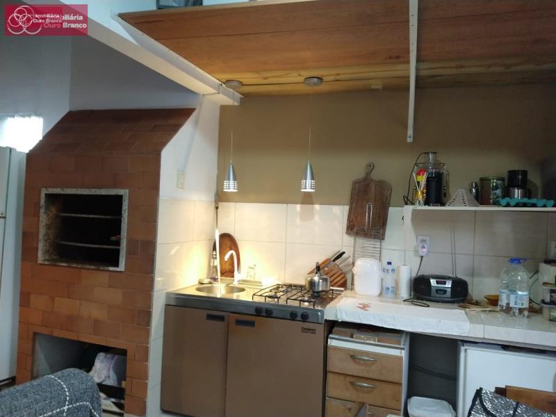 Casa à venda com 2 quartos, 130m² - Foto 15