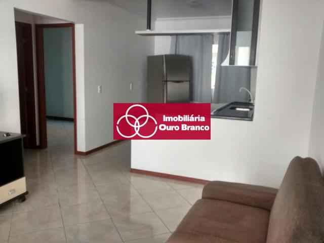 Apartamento à venda com 2 quartos, 72m² - Foto 2