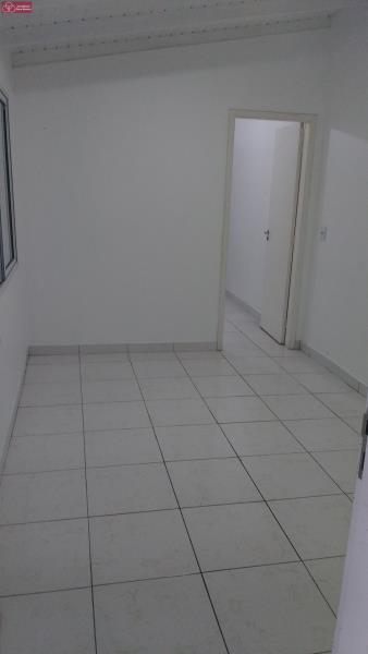 Casa à venda com 3 quartos, 96m² - Foto 14