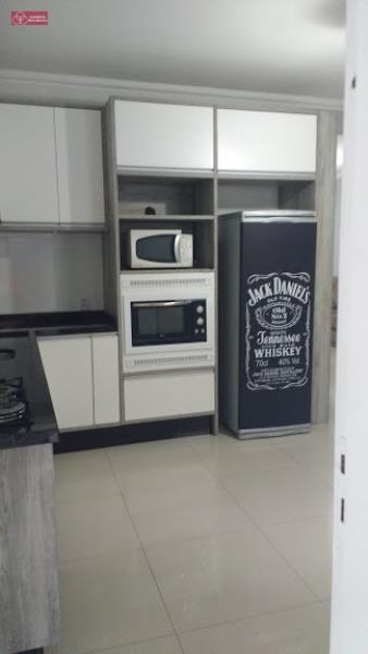 Casa à venda com 3 quartos, 96m² - Foto 18