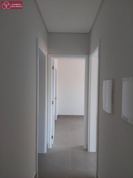 Apartamento à venda com 2 quartos, 62m² - Foto 12