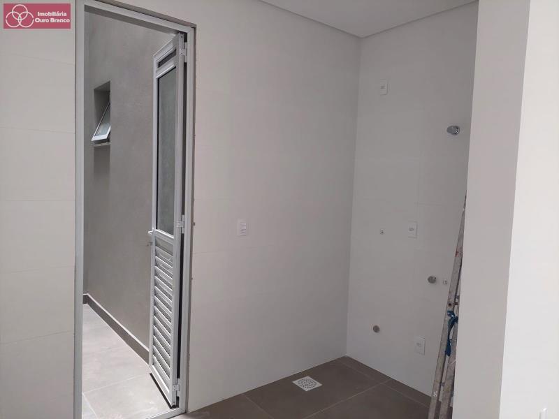 Apartamento à venda com 2 quartos, 62m² - Foto 14